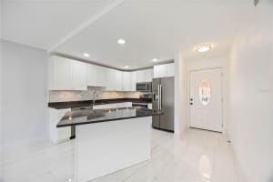 9608 VALENCIA COVE, BRADENTON, FL 34210 - MLS#MFRA4672787