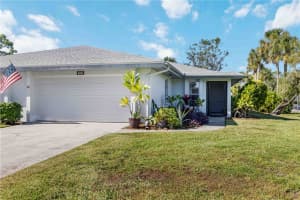 4202 CENTER POINTE LANE, SARASOTA, FL 34233 - MLS#MFRA4672826