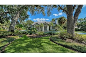 76 OSPREY POINT DRIVE, OSPREY, FL 34229 - MLS#MFRA4672843