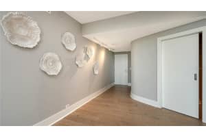 800 TAMIAMI TRAIL, SARASOTA, FL 34236 - MLS#MFRA4672850