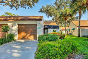 2911 Park Lake Dr, BRADENTON