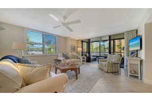 8773 MIDNIGHT PASS ROAD, SARASOTA, FL 34242 - MLS#MFRA4672885