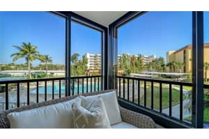 8773 MIDNIGHT PASS ROAD, SARASOTA, FL 34242 - MLS#MFRA4672885