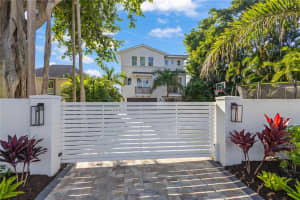 8008 MIDNIGHT PASS ROAD, SARASOTA, FL 34242 - MLS#MFRA4672889