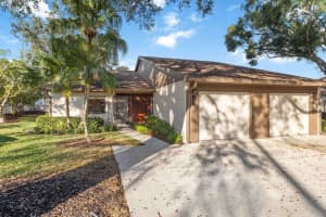 121 Oak Hill Dr #1, SARASOTA