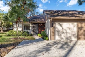 121 OAK HILL DRIVE, SARASOTA, FL 34232 - MLS#MFRA4672922