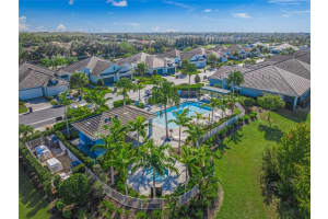 4412 Star Apple Ter Bradenton, FL 34203 - Off Market