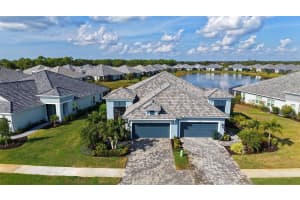 10016 LAKE WALES CIRCLE, SARASOTA, FL 34241 - MLS#MFRA4672943