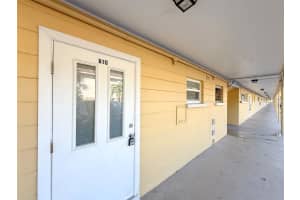 2155 WOOD STREET, SARASOTA, FL 34237 - MLS#MFRA4673056