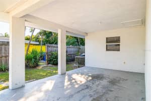 2412 GROVE STREET, SARASOTA, FL 34239 - MLS#MFRA4673134