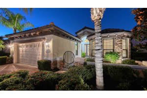 14725 NEWTONMORE LANE, LAKEWOOD RANCH, FL 34202 - MLS#MFRA4673169