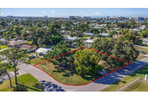 SOUTHWOOD ST, SARASOTA, FL 34231 - MLS#MFRA4673188