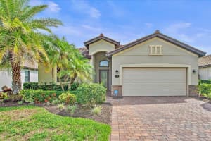 148 Wandering Wetlands Bradenton, FL 34212 - Off Market