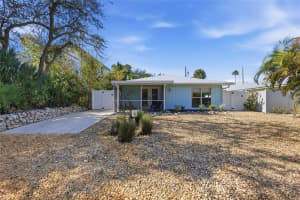 2812 AVENUE B, HOLMES BEACH, FL 34217 - MLS#MFRA4673229