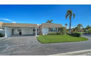 2657 RIVERBLUFF PARKWAY, SARASOTA, FL 34231 - MLS#MFRA4673238