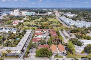 2121 WOOD STREET, SARASOTA, FL 34237 - MLS#MFRA4673243