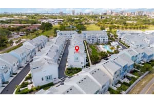 2344 LINDSTROM STREET, SARASOTA, FL 34237 - MLS#MFRA4673245