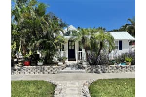 701 BROADWAY STREET, LONGBOAT KEY, FL 34228 - MLS#MFRA4673262