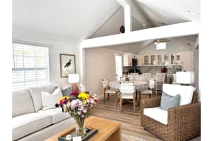 701 BROADWAY STREET, LONGBOAT KEY, FL 34228 - MLS#MFRA4673262