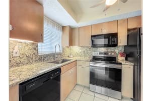 3783 LAKE BAYSHORE DRIVE, BRADENTON, FL 34205 - MLS#MFRA4673281