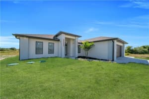 312 PEMBROKE STREET, LEHIGH ACRES, FL 33974 - MLS#MFRA4673301