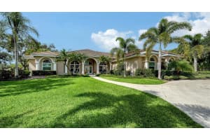 1994 TOM MORRIS DRIVE, SARASOTA, FL 34240 - MLS#MFRA4673309