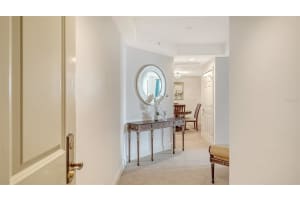 800 TAMIAMI TRAIL, SARASOTA, FL 34236 - MLS#MFRA4673344