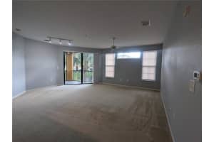 8351 38TH STREET CIRCLE, SARASOTA, FL 34243 - MLS#MFRA4673358