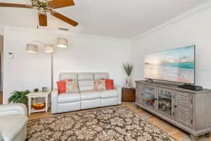 5486 RIVERBLUFF CIRCLE, SARASOTA, FL 34231 - MLS#MFRA4673368