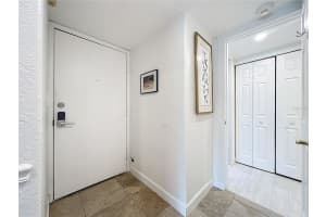 2220 BAHIA VISTA ST #G4, SARASOTA, FL 34239 - MLS#MFRA4673383