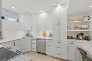 100 SANDS POINT ROAD, LONGBOAT KEY, FL 34228 - MLS#MFRA4673388