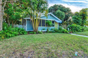 2121 7TH AVENUE, BRADENTON, FL 34205 - MLS#MFRA4673407