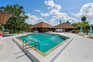 6061 FAIRWAY LANE, BRADENTON, FL 34210 - MLS#MFRA4673425