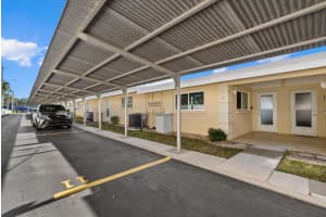 6006 MIDNIGHT PASS ROAD, SARASOTA, FL 34242 - MLS#MFRA4673426