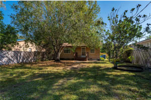 216 GLENWOOD AVENUE, OSPREY, FL 34229 - MLS#MFRA4673441