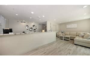 6518 MIDNIGHT PASS ROAD, SARASOTA, FL 34242 - MLS#MFRA4673460