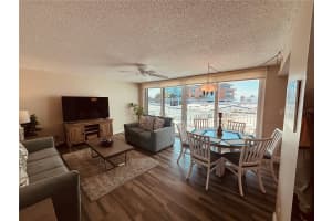 6518 MIDNIGHT PASS ROAD, SARASOTA, FL 34242 - MLS#MFRA4673460