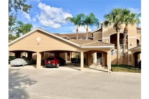 819 Fairwaycove Ln #102, BRADENTON