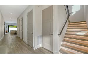 1659 DEVONSHIRE LANE, SARASOTA, FL 34236 - MLS#MFRA4673505