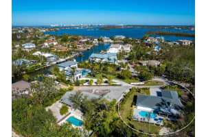 749 TROPICAL CIRCLE, SARASOTA, FL 34242 - MLS#MFRA4673529