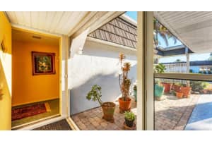 3823 GLEN OAKS DRIVE, SARASOTA, FL 34232 - MLS#MFRA4673532