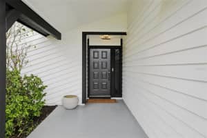 665 EASTPOINTE PARKWAY, SARASOTA, FL 34232 - MLS#MFRA4673589