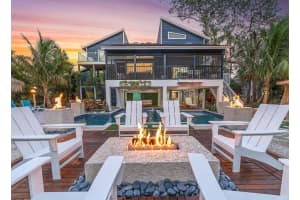 4004 BAYSIDE COURT, BRADENTON, FL 34210 - MLS#MFRA4673618