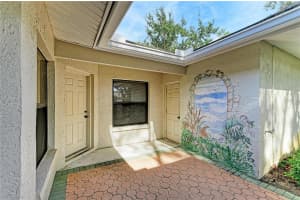 101 SOUTHAMPTON PLACE, VENICE, FL 34293 - MLS#MFRA4673622