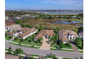 724 CROSSWIND AVENUE, SARASOTA, FL 34240 - MLS#MFRA4673669