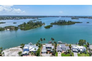 878 FREELING DRIVE, SARASOTA, FL 34242 - MLS#MFRA4673685