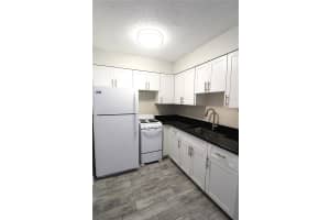 6337 GATEWAY AVENUE, SARASOTA, FL 34231 - MLS#MFRA4673718