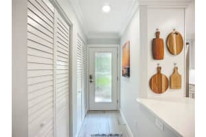 1621 BOATHOUSE CIRCLE, SARASOTA, FL 34231 - MLS#MFRA4673734