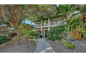 1690 ARLINGTON STREET, SARASOTA, FL 34239 - MLS#MFRA4673742