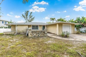 259 GLADIOLUS STREET, ANNA MARIA, FL 34216 - MLS#MFRA4673744